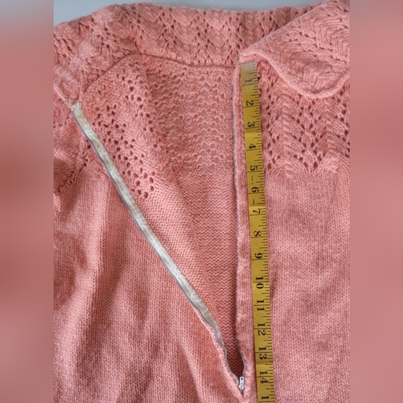 Hand knit sweater - Picture 6 of 7